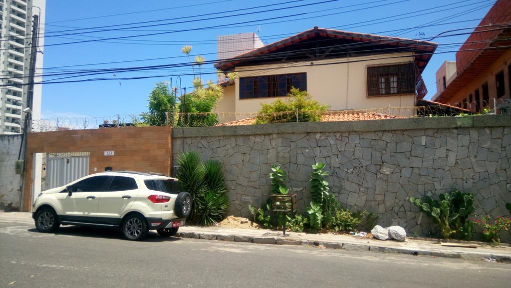 Pousada Casa Da Lucinha フォルタレザ エクステリア 写真